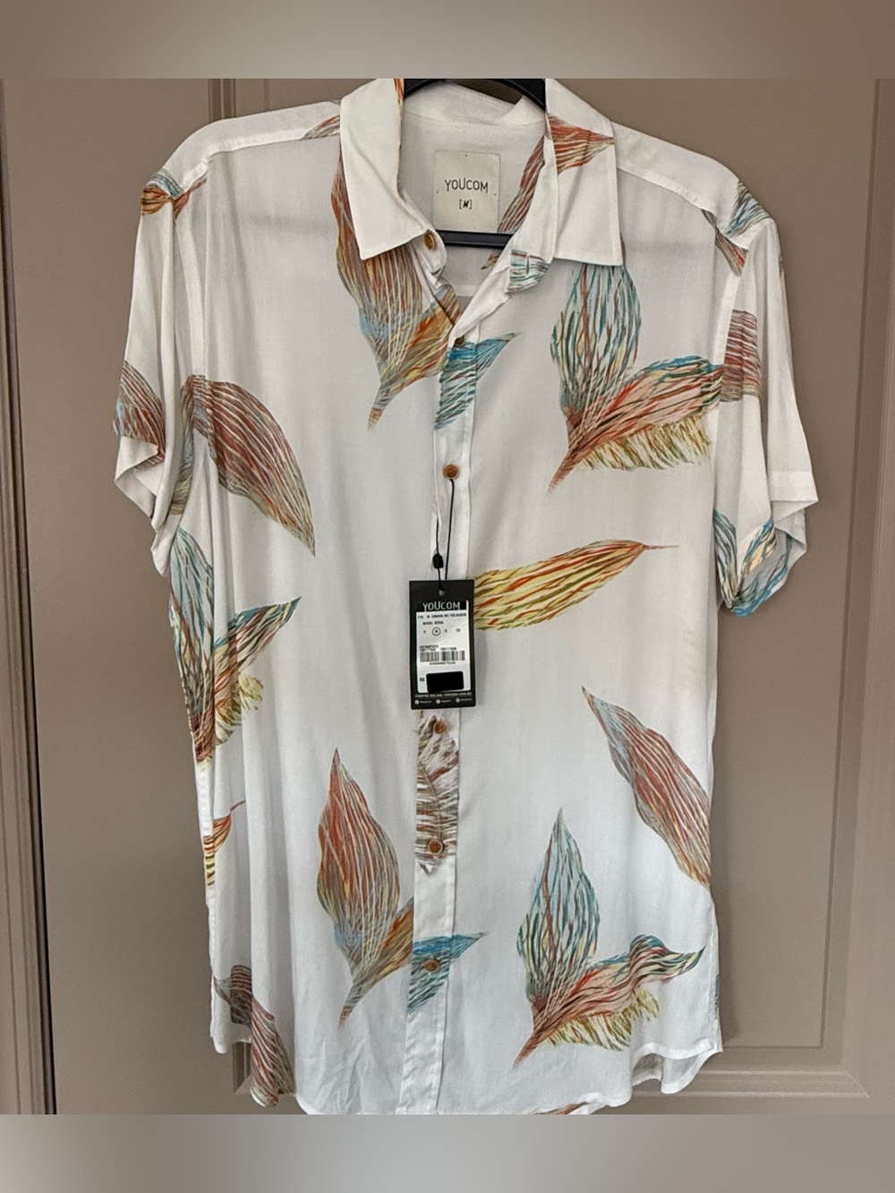 NWT - White Tropical Leaf Short-Sleeve Shirt